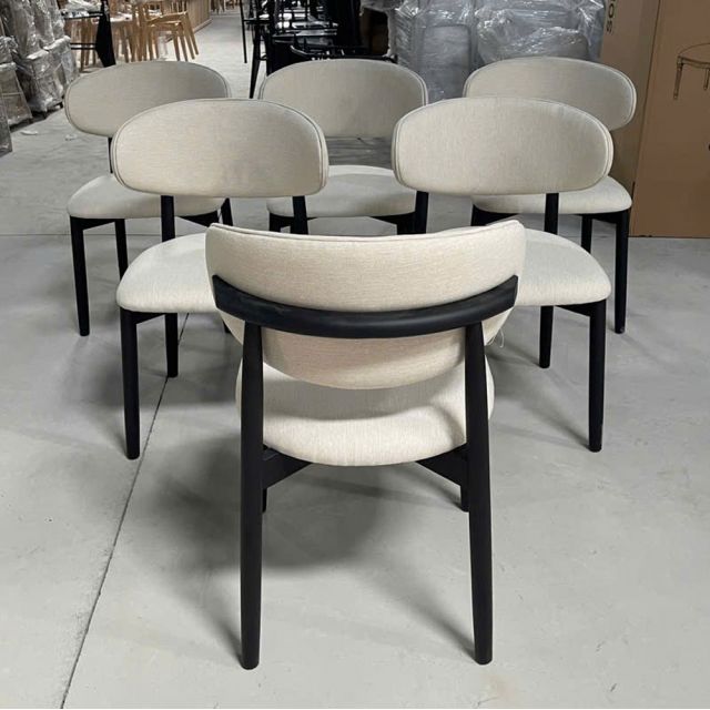 Ghế ăn gỗ Ash nệm bọc vải GCF312
