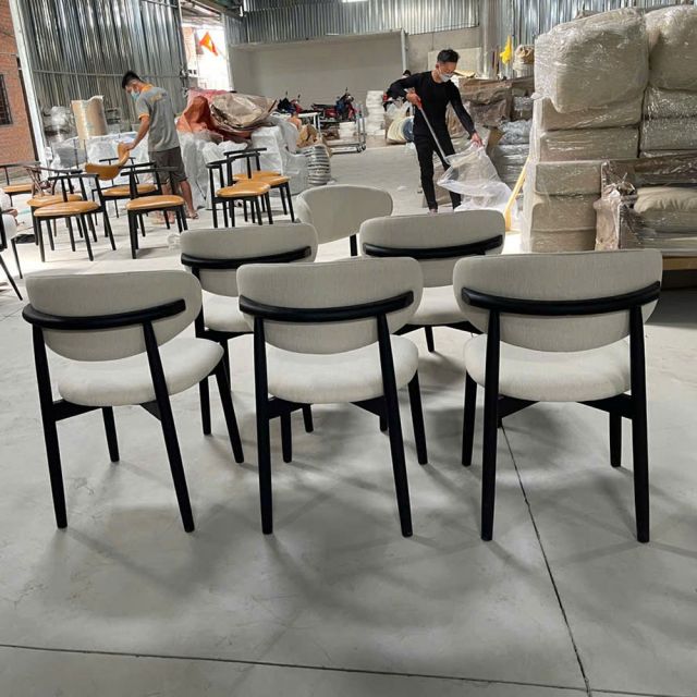 Ghế ăn gỗ Ash nệm bọc vải GCF312