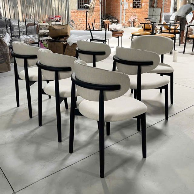 Ghế ăn gỗ Ash nệm bọc vải GCF312