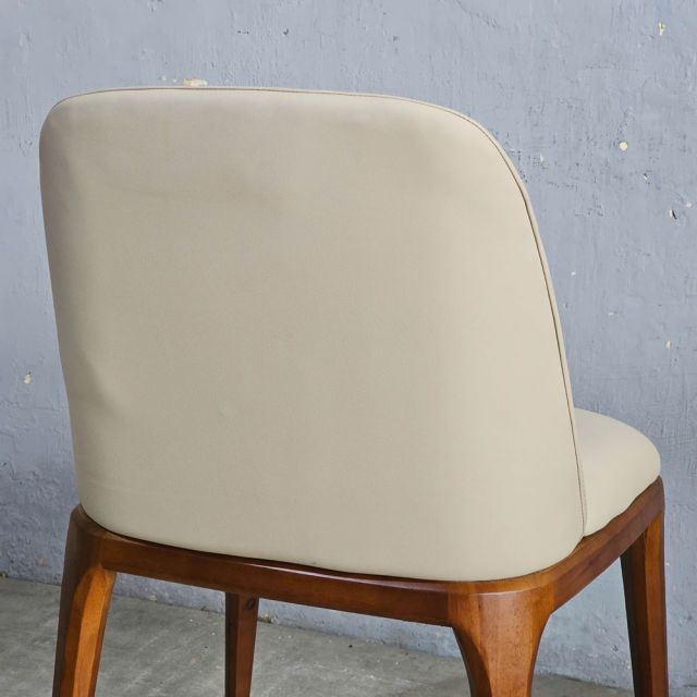Ghế Grace khung gỗ bọc nệm da PU GCF179