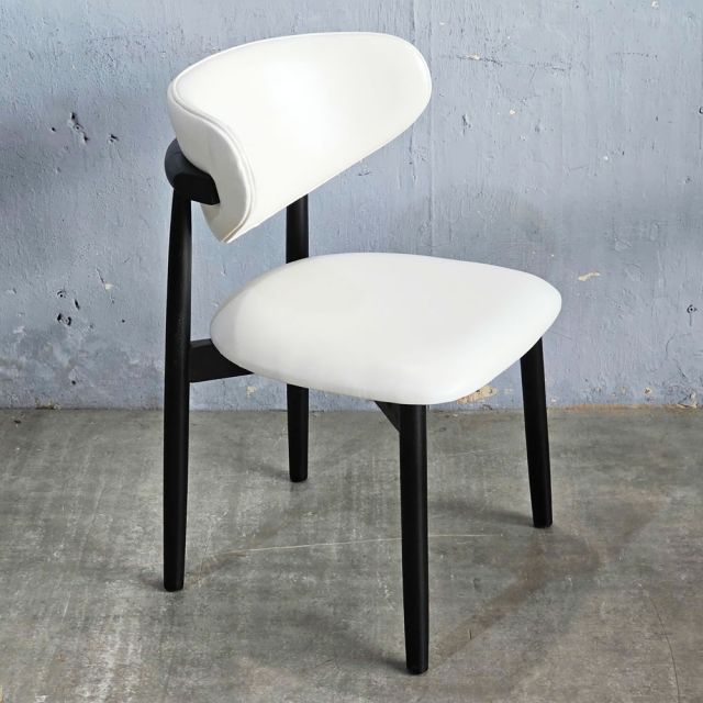 Ghế ăn gỗ Ash nệm bọc da simili GCF312