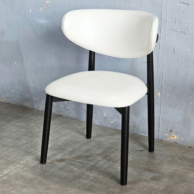 Ghế ăn gỗ Ash nệm bọc da simili GCF312