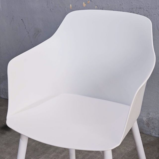 Ghế DOTI nhựa đúc lưng tựa ST3030