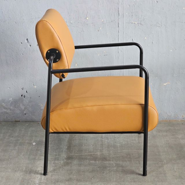 Ghế sofa đơn bọc da simili khung sắt GSD68099