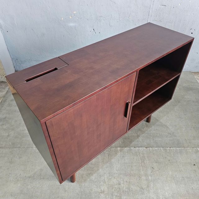 Tủ trang trí 140x40cm gỗ cao su KTB68230