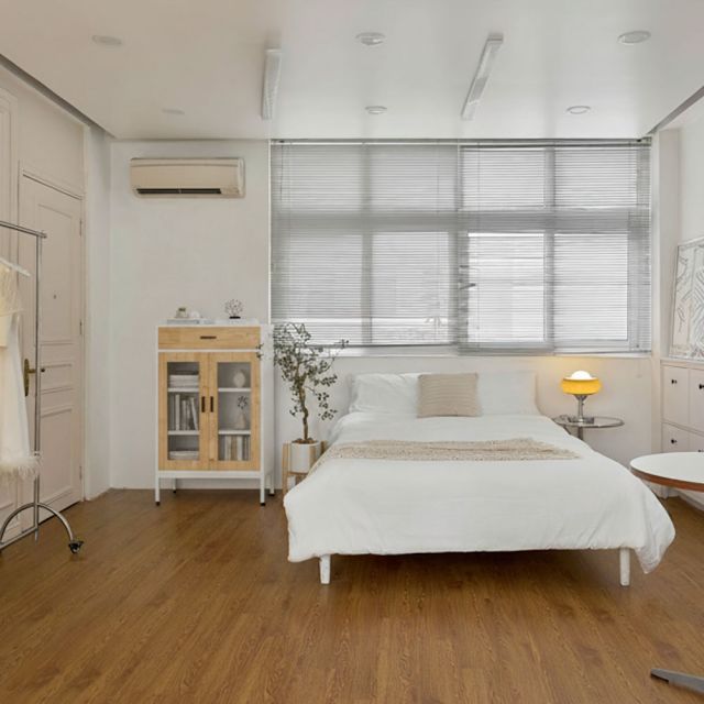 Tủ trang trí cửa kính VITRO 60x40x95cm gỗ cao su KTB68218