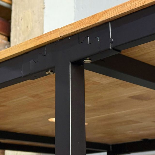 Bàn cụm 4 chỗ liền kệ 240x120cm gỗ cao su CBLV001 Bàn cụm 4 chỗ liền kệ 240x120cm gỗ cao su CBLV001