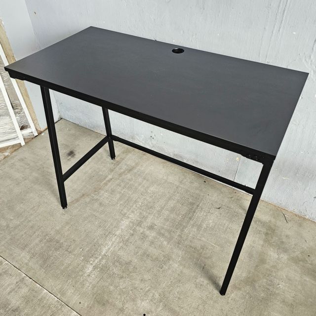 Bàn đứng làm việc 120x60cm gỗ cao su chân lắp ráp STD68049 Bàn đứng làm việc 120x60cm gỗ cao su chân lắp ráp STD68049