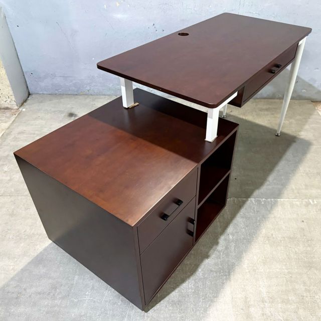 Bàn làm việc ZETA 160x60cm gỗ cao su chân CONE BD68152