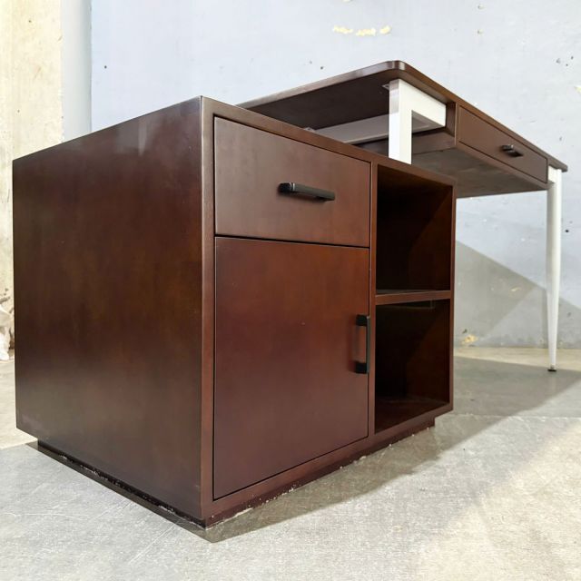 Bàn làm việc ZETA 160x60cm gỗ cao su chân CONE BD68152