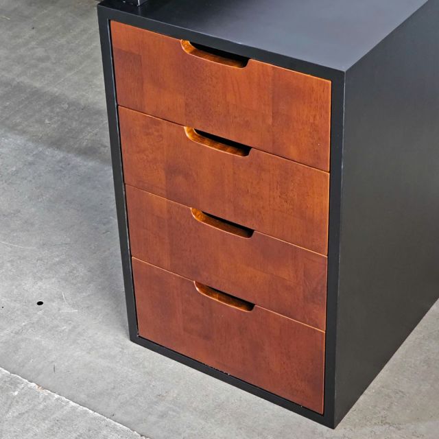 Bàn làm việc gác tủ 180x70cm gỗ tự nhiên hệ TIO HBTO038