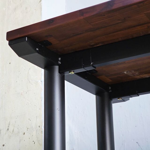 Bàn làm việc gác tủ 180x70cm gỗ tự nhiên hệ TIO HBTO038