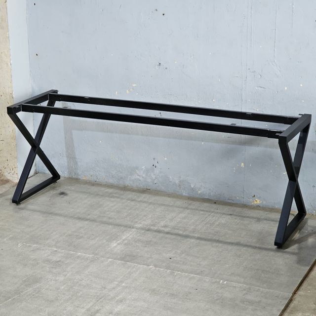 Chân sắt lắp ráp cho bàn 200x60cm hệ XConcept HCXC027