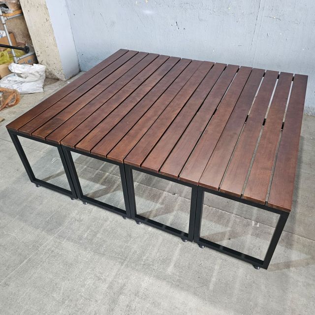 Combo 4 cái ghế băng dài 120x35cm và 1 bàn cafe tròn CBGB002