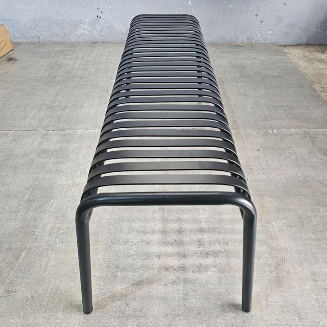Ghế băng sắt ngoài trời 120cm - GBD053 ( Nhiều Màu )