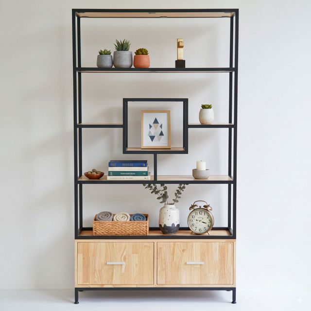 Kệ tủ trang trí phòng khách 100x30x180cm gỗ cao su khung sắt TK124