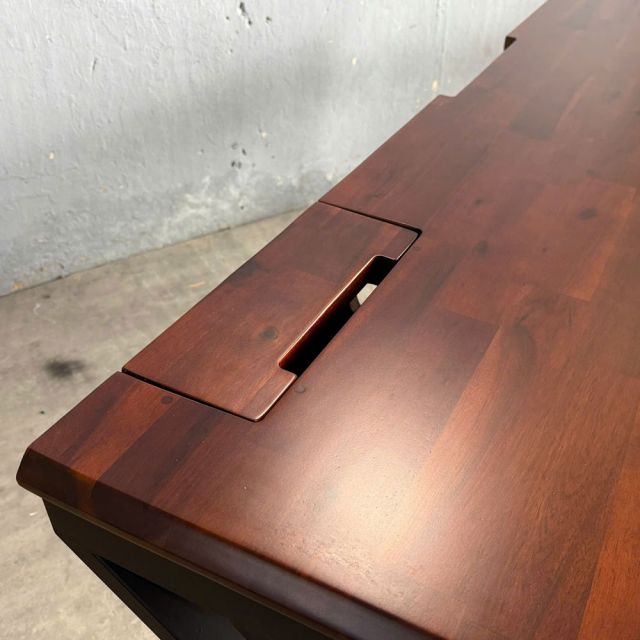 Bàn làm việc có hộp điện 180x80cm gỗ tràm GD68113