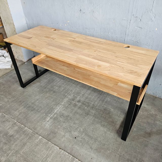 Bàn học 2 chỗ ngồi liền kệ 160x60cm gỗ cao su FD68083
