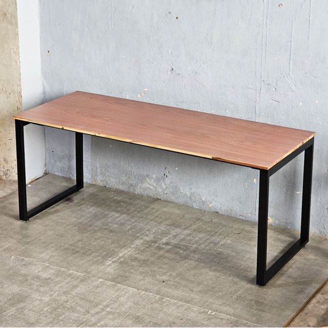 Bàn làm việc 180x70cm gỗ otim phủ veneer xoan đào HBRT118