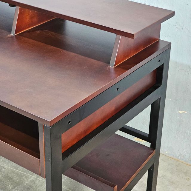 Bàn phòng thu Studio 150x70cm gỗ cao su SD68032