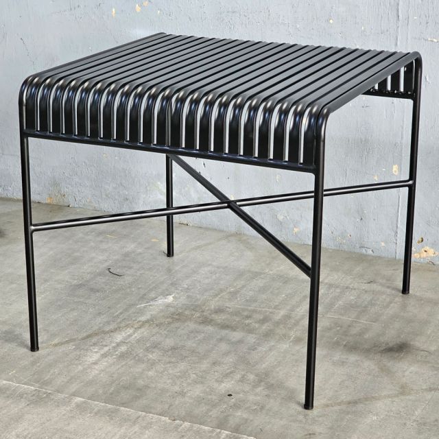 Bàn vuông ngoài trời 80x80cm sắt sơn tĩnh điện BNT012
