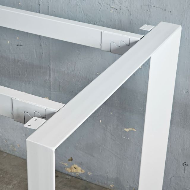 Chân sắt lắp ráp cho bàn 200x60cm hệ Trian HCTA026