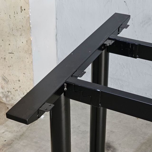 Chân sắt lắp ráp cho bàn 160x70cm hệ TIO HCTO016