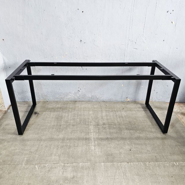 Chân sắt bàn làm việc hệ Rectang 180x70cm lắp ráp HCRT029