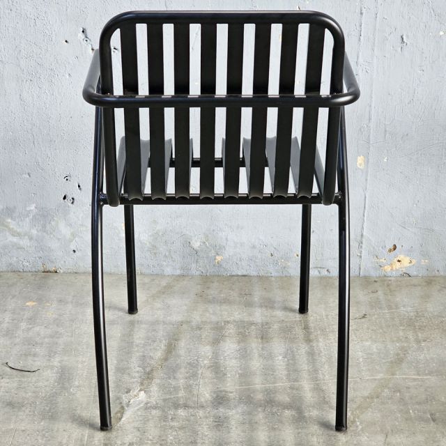 Ghế sắt ngoài trời có tay tựa GNT004