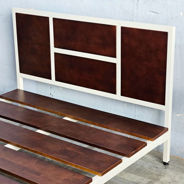 Giường ngủ lắp ráp 120x200x45cm gỗ cao su GN68054