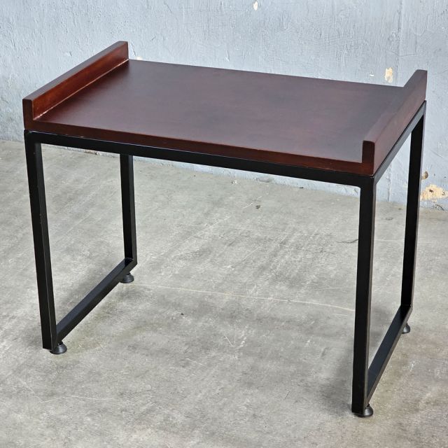 Kệ lò vi sóng 57x35x47cm gỗ cao su KVS68008