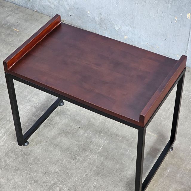 Kệ lò vi sóng 57x35x47cm gỗ cao su KVS68008