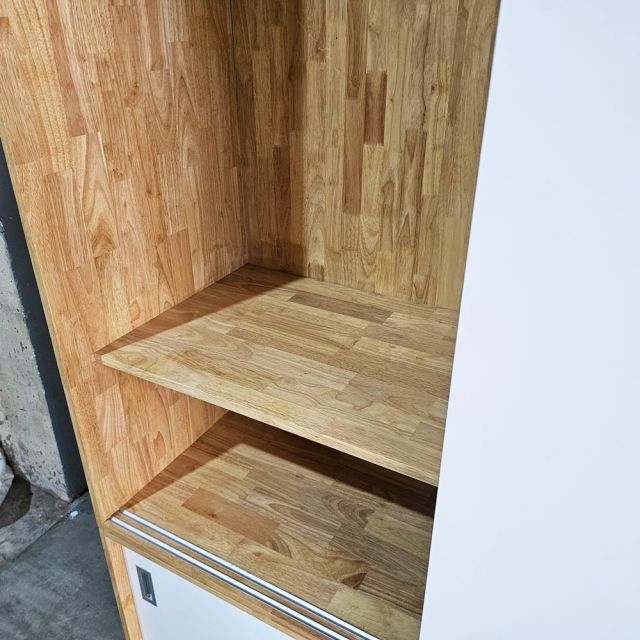 Tủ quần áo 2 cánh cửa trượt 140x55x200cm gỗ cao su TQA68076