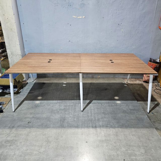 Bàn cụm 4 người 240x120cm gỗ PLywood vân sồi chân sắt hệ CONE HBCO027