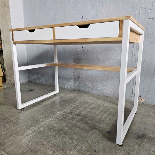 Bàn học có ngăn kéo 100x60cm gỗ cao su BD68164