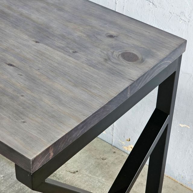 Bàn làm việc 140x70cm gỗ thông chân hệ KConcept HBKC058