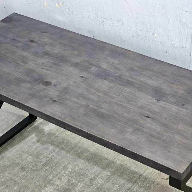 Bàn làm việc 140x70cm gỗ thông chân hệ KConcept HBKC058