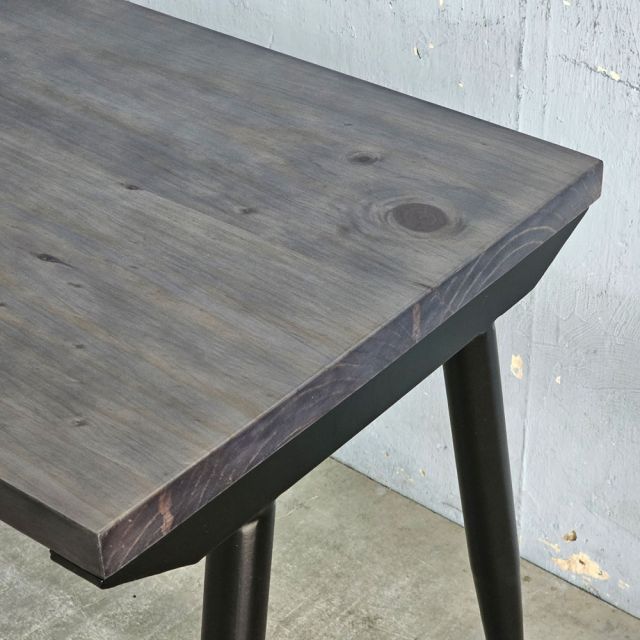 Bàn làm việc 140x60cm gỗ thông hệ CONE HBCO074