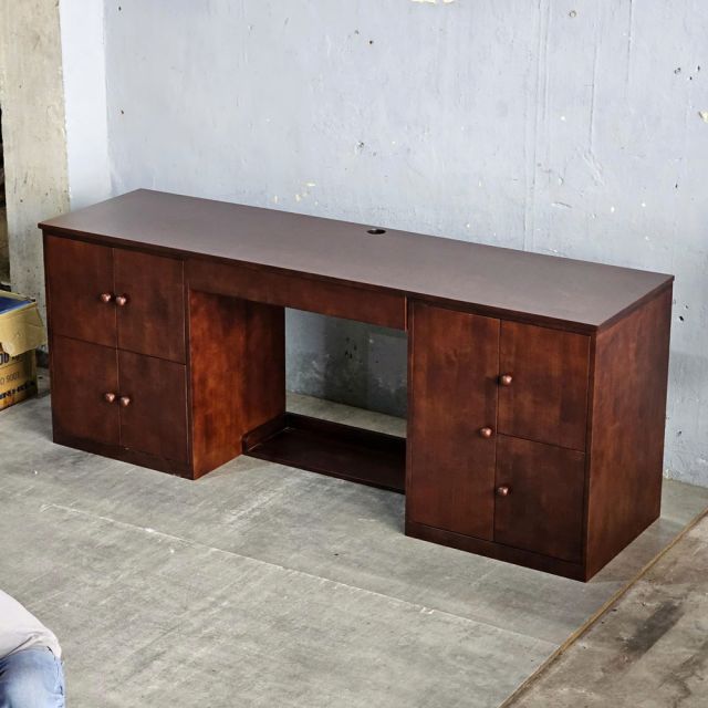 Bàn làm việc 2 ngăn tủ 200x55x78cm gỗ cao su BD68147