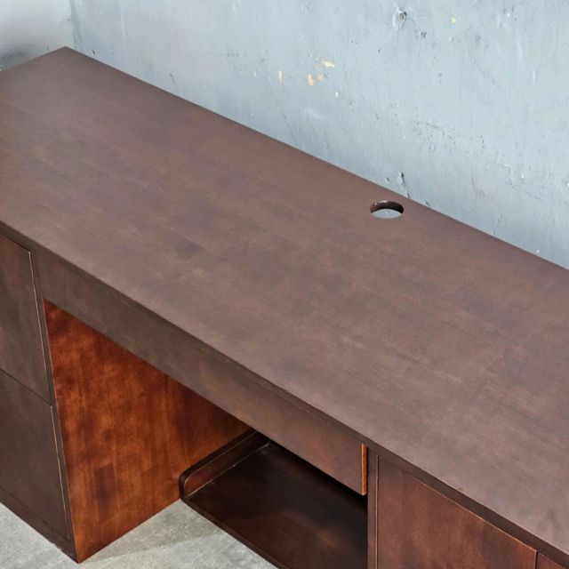 Bàn làm việc 2 ngăn tủ 200x55x78cm gỗ cao su BD68147