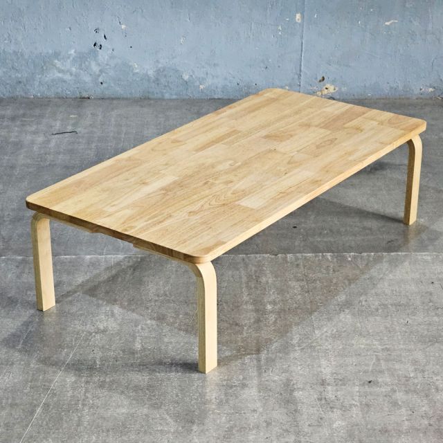 Bàn mầm non chữ nhật 100x50x28cm gỗ cao su KGD046