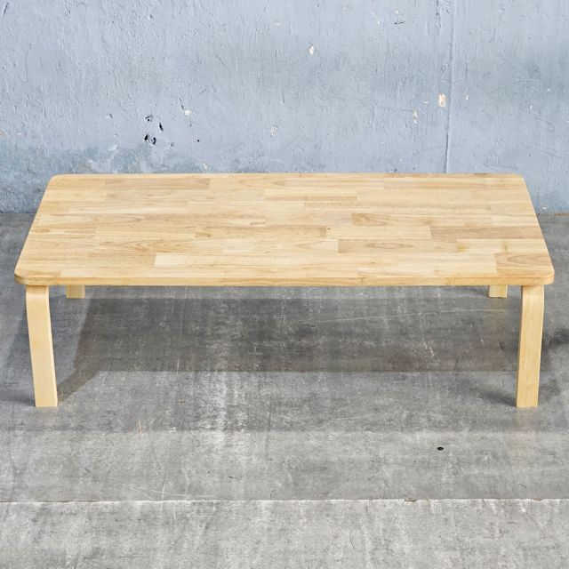 Bàn mầm non chữ nhật 100x50x28cm gỗ cao su KGD046