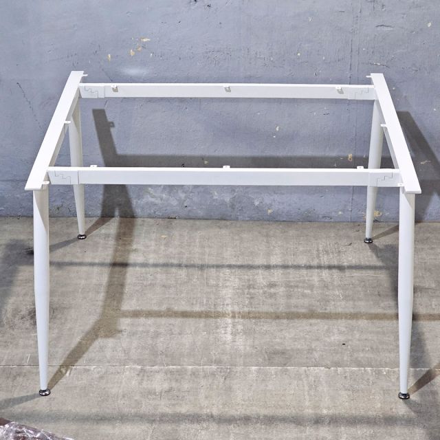 Chân bàn sắt hệ CONE Concept 120x120 lắp ráp HCCO011 Chân bàn sắt hệ CONE Concept 120x120 lắp ráp HCCO011