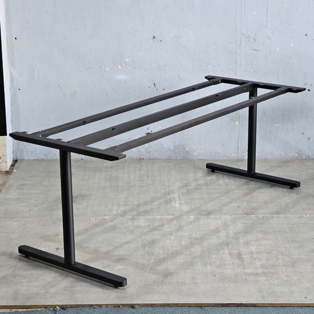 Chân sắt lắp ráp cho bàn 200x80cm hệ TIO HCTO017