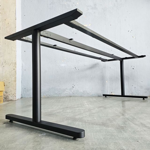 Chân sắt lắp ráp cho bàn 200x80cm hệ TIO HCTO017