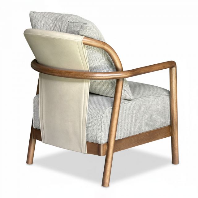 Ghế sofa đơn Alison bọc vải gỗ tần bì GSD68105