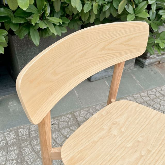 Ghế Cross gỗ tần bì lưng tựa plywood GCF317