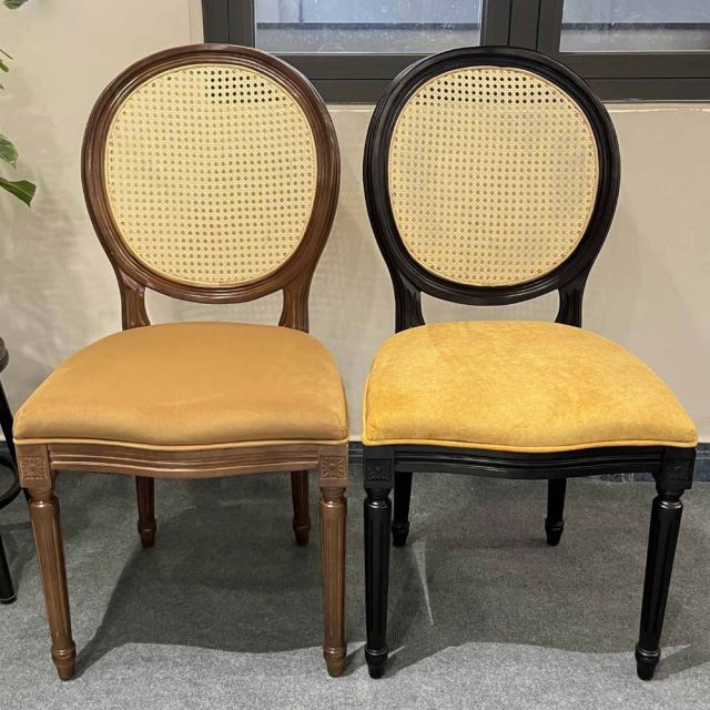 Ghế Louis lưng mây không tay gỗ cao su bọc vải nhung GSK022