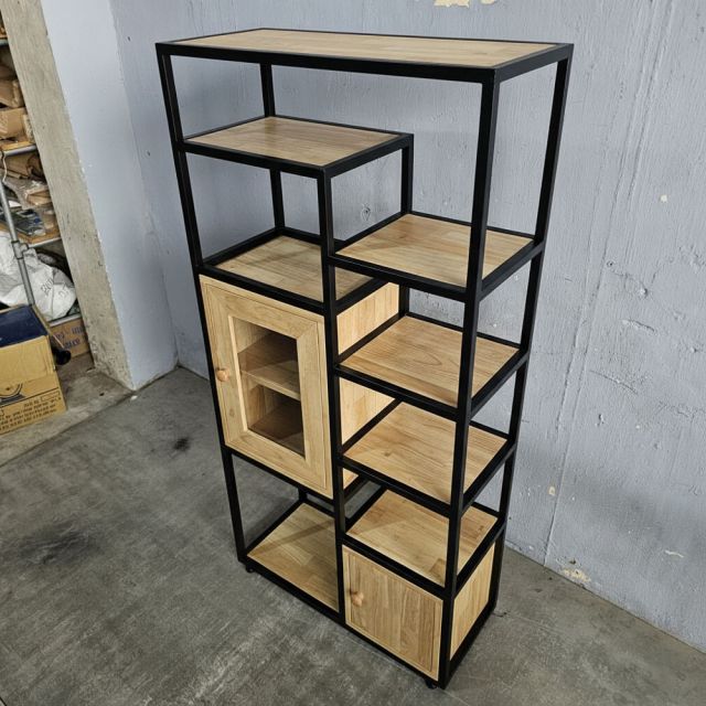 Kệ trang trí 70x30x145cm gỗ cao su KTT68046