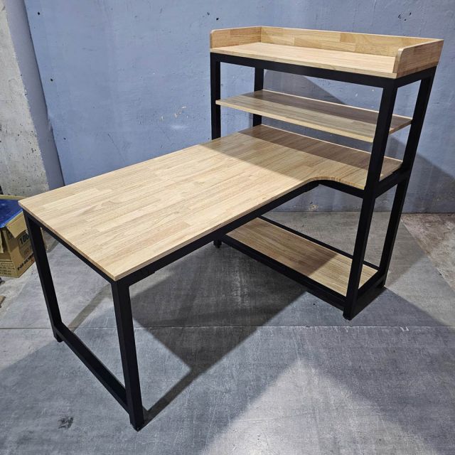 Bàn góc L liền kệ 150x100x120cm gỗ cao su CD68040